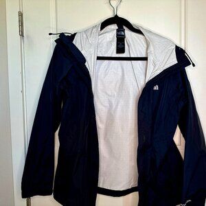 The North Face Women's Venture HyVent 2.5L Rain Jacket